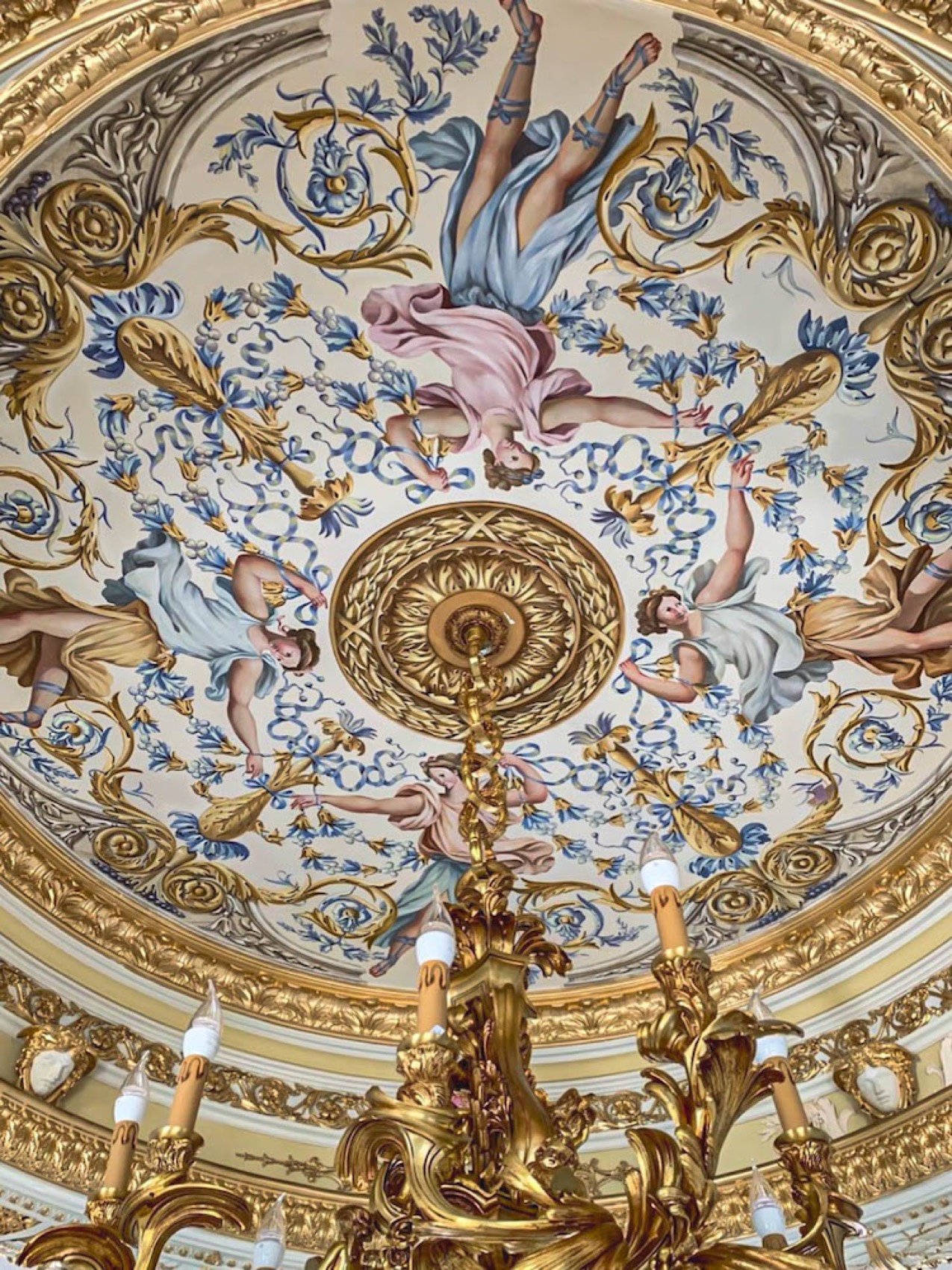 Fontainebleau — mural & fresco by Kim Delaney, Delaney Fine Finishes