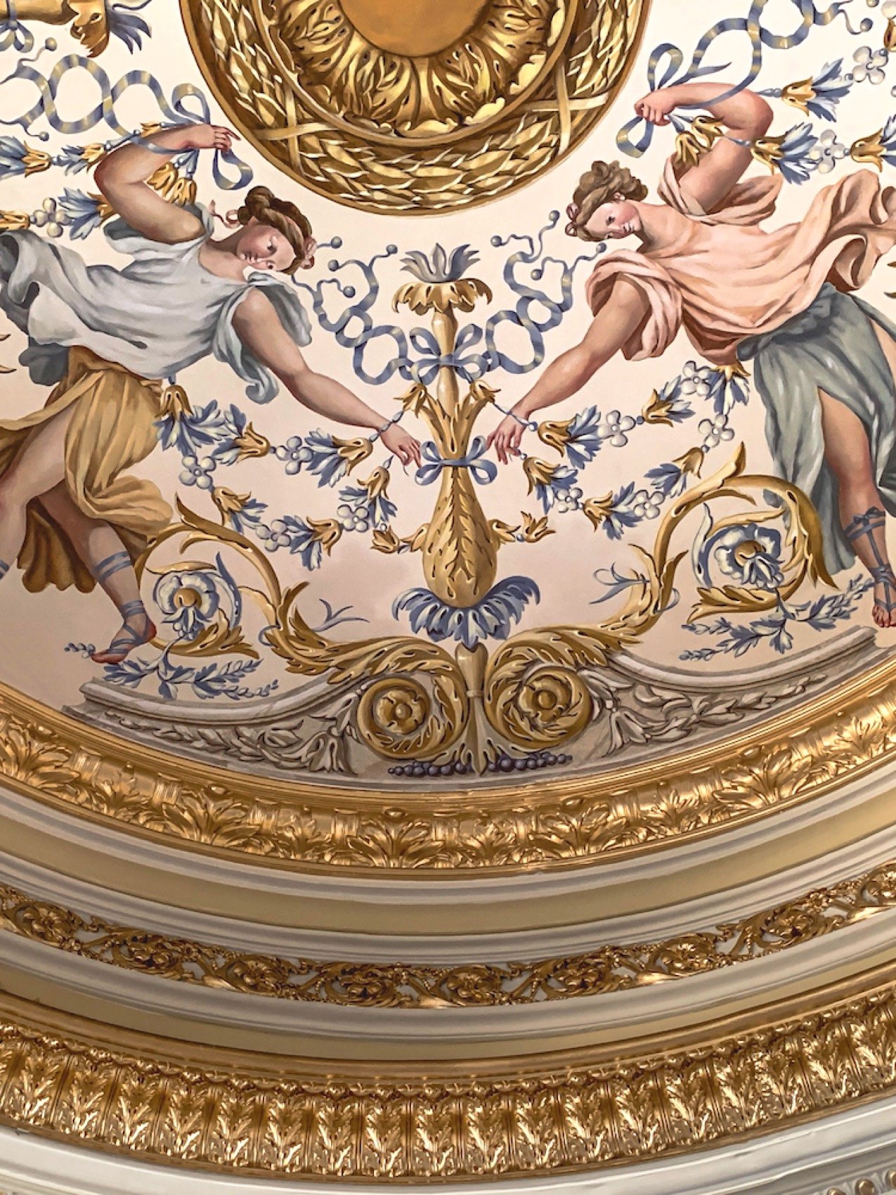 Fontainebleau — mural & fresco by Kim Delaney, Delaney Fine Finishes