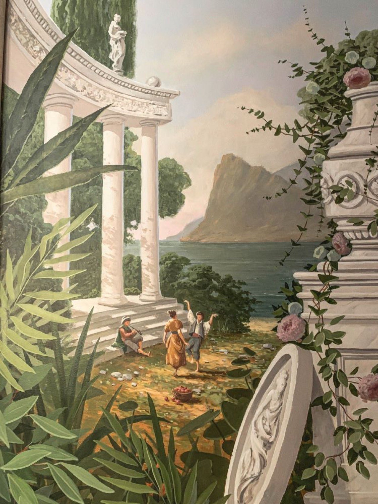 Lago Minore — landscape mural by Kim Delaney, Delaney Fine Finishes